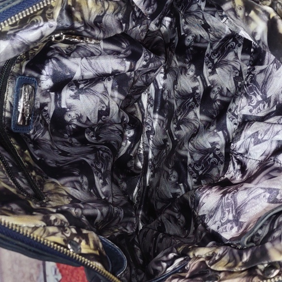 Junior Drake Distressed Leather Satchel Bag - Picture 11 of 16